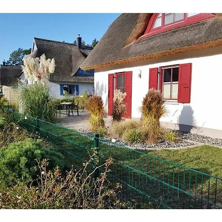 Strandburg Comfortable Tatil Evi Glowe